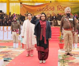 ਕੈਬਨਿਟ ਮੰਤਰੀ ਡਾ. ਬਲਜੀਤ ਕੌਰ ਨੇ ਫਿਰੋਜ਼ਪੁਰ ਵਿਖੇ ਗਣਤੰਤਰ ਦਿਵਸ ਮੌਕੇ ਲਹਿਰਾਇਆ ਕੌਮੀ ਝੰਡਾ