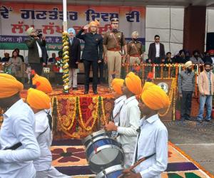 ਡਿਪਟੀ ਕਮਿਸ਼ਨਰ ਸ੍ਰੀ ਰਾਹੁਲ ਨੇ ਤਰਨ ਤਾਰਨ ਵਿਖੇ ਜ਼ਿਲ੍ਹਾ ਪੱਧਰੀ ਗਣਤੰਤਰ ਦਿਵਸ ਸਮਾਰੋਹ ਮੌਕੇ ਲਹਿਰਾਇਆ ਕੌਮੀ ਝੰਡਾ