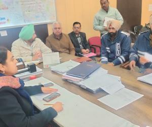 ਐਸਡੀਐਮ/ਆਰਟੀਓ ਫਾਜਿਲਕਾ ਦੀ ਪ੍ਰਧਾਨਗੀ ਹੇਠ ਕੌਮੀ ਸੜਕ ਸੁਰੱਖਿਆ ਮਹੀਨਾ ਤਹਿਤ ਅਧਿਕਾਰੀਆਂ ਨਾਲ ਹੋਈ ਮੀਟਿੰਗ