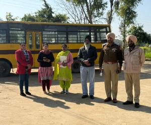 ਸੇਫ ਸਕੂਲ ਵਾਹਨ ਪੋਲਿਸੀ ਤਹਿਤ ਸਕੂਲੀ ਬੱਸਾਂ ਦੀ ਕੀਤੀ ਚੈਕਿੰਗ