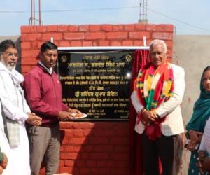 ਕੈਬਨਿਟ ਮੰਤਰੀ ਬਰਿੰਦਰ ਕੁਮਾਰ ਗੋਇਲ ਵੱਲੋਂ ਹਲਕਾ ਲਹਿਰਾ ਵਿੱਚ 24.95 ਕਰੋੜ ਰੁਪਏ ਦੀ ਲਾਗਤ ਨਾਲ 26 ਕਿਲੋਮੀਟਰ ਲੰਬੀਆਂ ਸੜਕਾਂ ਦੇ ਵਿਕਾਸ ਕਾਰਜਾਂ ਦੀ ਸ਼ੁਰੂਆਤ