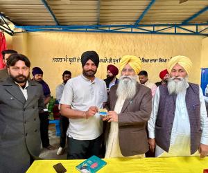 ਪਿੰਡ ਮਿੱਡਾ ‘ਚ ਮੁੱਖ ਮੰਤਰੀ ਸਿਹਤ ਬੀਮਾ ਯੋਜਨਾ ਤਹਿਤ 10 ਲੱਖ ਰੁਪਏ ਤੱਕ ਮੁਫ਼ਤ ਇਲਾਜ ਲਈ ਹੈਲਥ ਕਾਰਡ ਬਣਾਉਣ ਦੀ ਸ਼ੁਰੂਆਤ – ਖੁੱਡੀਆਂ