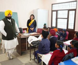 ਪੰਜਾਬ ਸਿੱਖਿਆ ਕ੍ਰਾਂਤੀ ਤਹਿਤ ਖਸਤਾ ਹਾਲ ਮਸੌਲ ਦੇ ਸਰਕਾਰੀ ਸਕੂਲ ਨੂੰ ਮਾਡਲ ਸਕੂਲ ਵਿੱਚ ਬਦਲਿਆ: ਹਰਜੋਤ ਸਿੰਘ ਬੈਂਸ