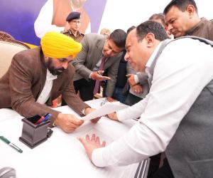 ਮੁੱਖ ਮੰਤਰੀ ਭਗਵੰਤ ਸਿੰਘ ਮਾਨ ਇਕ ਮਹੀਨੇ ਵਿੱਚ ਦੂਜੀ ਵਾਰ ਜਲੰਧਰ ਪਹੁੰਚੇ, ਲੋਕ ਮਿਲਣੀ ਦੌਰਾਨ ਸ਼ਿਕਾਇਤਾਂ ਦਾ ਮੌਕੇ 'ਤੇ ਨਿਪਟਾਰਾ