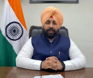 ਪੰਜਾਬ ਸਰਕਾਰ ਵੱਲੋਂ ਸਤਲੁਜ ਅਤੇ ਸਵਾਂ ਦਰਿਆ ਦੇ ਇਲਾਕਿਆਂ ਲਈ 52 ਕਰੋੜ ਰੁਪਏ ਦੀ ਵਿਆਪਕ ਹੜ੍ਹ ਸੁਰੱਖਿਆ ਯੋਜਨਾ ਨੂੰ ਪ੍ਰਵਾਨਗੀ: ਹਰਜੋਤ ਸਿੰਘ ਬੈਂਸ