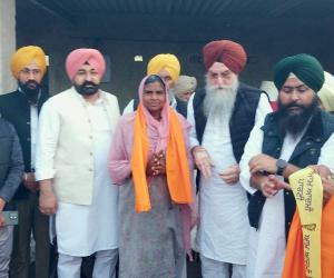 ਸਪੀਕਰ ਸ. ਸੰਧਵਾਂ ਵੱਲੋਂ ਪਿੰਡ ਮਿਸ਼ਰੀ ਵਾਲਾ ਵਿਖੇ ਪਿੰਡ ਵਾਸੀਆਂ ਅਤੇ ਪੰਚਾ, ਸਰਪੰਚਾ ਨਾਲ ਮੀਟਿੰਗ ਕੀਤੀ ਗਈ