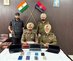 ਮਾਲੇਰਕੋਟਲਾ ਪੁਲਿਸ ਵੱਲੋਂ 8 ਮੋਬਾਇਲ ਤੇ 3 ਲੈਪਟਾਪ ਚੋਰੀ ਮਾਮਲੇ ਵਿੱਚ ਦੋ ਦੋਸ਼ੀ ਗ੍ਰਿਫਤਾਰ