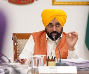 ਮੁੱਖ ਮੰਤਰੀ ਮਾਨ ਦਾ ਇਤਿਹਾਸਕ ਐਲਾਨ: 'ਮੇਰੀ ਰਸੋਈ ਯੋਜਨਾ' ਤਹਿਤ 40 ਲੱਖ ਪਰਿਵਾਰਾਂ ਨੂੰ ਮਿਲੇਗਾ ਮੁਫ਼ਤ ਰਾਸ਼ਨ