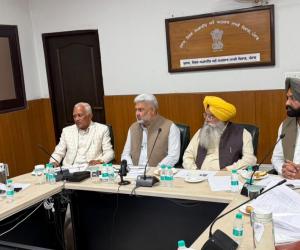 ਮੰਤਰੀ ਸਮੂਹ ਨੇ ਆਉਣ ਵਾਲੇ ਕਣਕ ਖ਼ਰੀਦ ਸੀਜ਼ਨ ਦੇ ਪ੍ਰਬੰਧਾਂ ਦਾ ਲਿਆ ਜਾਇਜ਼ਾ