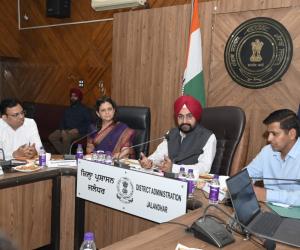 ਭਾਰਤ ਦੇ ਚੋਣ ਕਮਿਸ਼ਨਰ ਨੇ ਪ੍ਰੀ ਐਸ.ਆਈ.ਆਰ. ਮੈਪਿੰਗ ਦੀ ਪ੍ਰਗਤੀ ਦਾ ਲਿਆ ਜਾਇਜ਼ਾ