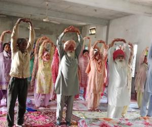 “ਸਾਡੇ ਬਜ਼ੁਰਗ ਸਾਡਾ ਮਾਣ” ਮੁਹਿੰਮ ਤਹਿਤ ਯੋਗਾ  ਕੈਂਪ ਲਗਾਇਆ ਗਿਆ