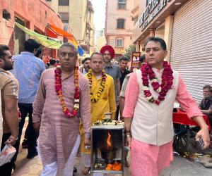 ਕੈਬਨਿਟ ਮੰਤਰੀ ਅਮਨ ਅਰੋੜਾ ਵੱਲੋਂ ਬਰਸਾਨਾ ਧਾਮ ਤੋਂ ਵ੍ਰਿੰਦਾਵਨ ਧਾਮ ਤਕ ਭਗਤੀਮਈ ਯਾਤਰਾ; ਸੁਨਾਮ ਲਈ ਪਵਿੱਤਰ ਅਖੰਡ ਜਯੋਤੀ ਰਵਾਨਾ