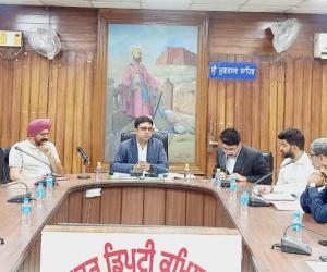 ਡਿਪਟੀ ਕਮਿਸ਼ਨਰ ਦੀ ਪ੍ਰਧਾਨਗੀ ਹੇਠ ਨਸ਼ਿਆਂ ਵਿਰੁੱਧ ਜਾਗਰੂਕ ਸਬੰਧੀ ਮੀਟਿੰਗ ਦਾ ਆਯੋਜਨ