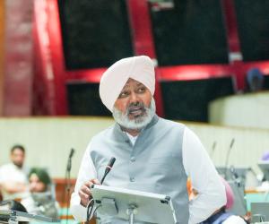 ਭਾਰਤ ਦੇ ਹਿੱਤਾਂ ਦੀ ਰਾਖੀ ਕਰਨ ਲਈ ਮੋਦੀ ਸਰਕਾਰ ਕੋਲ ਹਿੰਮਤ ਨਹੀਂ, ਵਿਦੇਸ਼ੀ ਤਾਕਤਾਂ ਸਾਡੀ 'ਕਮਜ਼ੋਰ' ਵਿਦੇਸ਼ ਨੀਤੀ ਨੂੰ ਸ਼ਰੇਆਮ ਡਰਾਉਂਦੀਆਂ ਹਨ: ਹਰਪਾਲ ਸਿੰਘ ਚੀਮਾ