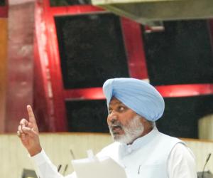 ਭਗਵੰਤ ਮਾਨ ਸਰਕਾਰ ਵੱਲੋਂ ਪੰਜਾਬ ਦੀ ਕੀਤੀ ਤਰੱਕੀ ਬਰਦਾਸ਼ਤ ਨਾ ਹੋਣ ਕਾਰਨ ਵਿਰੋਧੀ ਧਿਰ ਨੇ ਵਿਧਾਨ ਸਭਾ ਵਿੱਚੋਂ ਵਾਕਆਊਟ ਕੀਤਾ: ਹਰਪਾਲ ਸਿੰਘ ਚੀਮਾ
