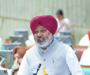 ਬਾਬੂ ਕਾਂਸ਼ੀ ਰਾਮ ਜੀ ਲਈ ਭਾਰਤ ਰਤਨ ਦੀ ਮੰਗ ਵਾਲਾ ਵਿੱਤ ਮੰਤਰੀ ਹਰਪਾਲ ਸਿੰਘ ਚੀਮਾ ਵੱਲੋਂ ਪੇਸ਼ ਮਤਾ ਵਿਧਾਨ ਸਭਾ ਦੁਆਰਾ  ਸਰਬਸੰਮਤੀ ਨਾਲ ਪਾਸ