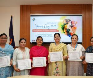 ਲੋਕਤੰਤਰ ਦੀਆਂ ਜੜ੍ਹਾਂ ਮਜ਼ਬੂਤ ਕਰਨ ਵਿੱਚ ਔਰਤਾਂ ਦੀ ਅਹਿਮ ਭੂਮਿਕਾ: ਪੰਜਾਬ ਨੇ ਸ਼ਾਨਦਾਰ ਕਾਰਗੁਜ਼ਾਰੀ ਵਾਲੀਆਂ ਮਹਿਲਾ ਬੀ.ਐਲ.ਓ. ਨੂੰ ਕੀਤਾ ਸਨਮਾਨਿਤ