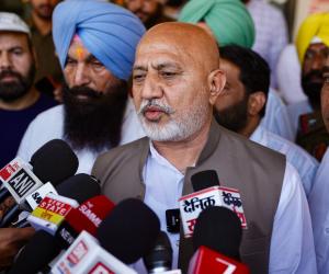 ਆਪ ਪੰਜਾਬ ਦੇ ਮੀਡੀਆ ਇੰਚਾਰਜ ਬਲਤੇਜ ਪੰਨੂ ਨੇ ਬੁੱਧਵਾਰ ਨੂੰ ਲੁਧਿਆਣਾ ਵਿਖੇ ਨਸ਼ਾ ਵਿਰੋਧੀ ਕਾਰਕੁਨ ਨਾਲ ਕੀਤੀ ਮੁਲਾਕਾਤ