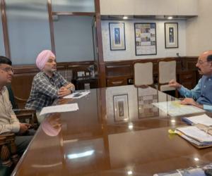 ਬਾਗ਼ਬਾਨੀ ਫਸਲਾਂ ਨੂੰ ਪ੍ਰਫੁੱਲਤ ਕਰਨ ਲਈ ਹਰ ਕਦਮ ਚੁੱਕ ਰਹੀ ਹੈ ਸਰਕਾਰ, ਕੋਈ ਵੀ ਕਿਸਾਨ ਸਰਕਾਰੀ ਸਕੀਮਾਂ ਤੋਂ ਵਾਂਝਾ ਨਾ ਰਹੇ, ਮੋਹਿੰਦਰ ਭਗਤ ਵੱਲੋਂ ਅਧਿਕਾਰੀਆਂ ਨੂੰ ਹਦਾਇਤਾਂ