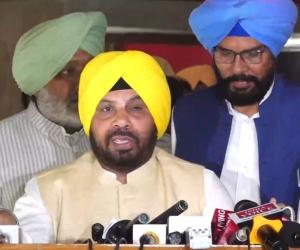 ਕਾਂਗਰਸ ਵੱਲੋਂ ਰਾਜਪਾਲ ਦੇ ਭਾਸ਼ਣ ਦਾ ਬਾਈਕਾਟ ਕਰਨਾ ਸਾਬਤ ਕਰਦਾ ਹੈ ਕਿ ਉਹ ਪੰਜਾਬ ਦੀ ਤਰੱਕੀ ਨੂੰ ਬਰਦਾਸ਼ਤ ਨਹੀਂ ਕਰ ਸਕਦੇ: ਕੈਬਨਿਟ ਮੰਤਰੀ