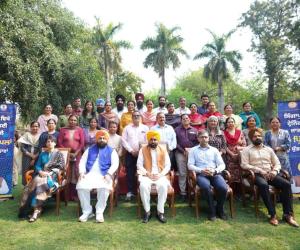 ਮੁੱਖ ਮੰਤਰੀ ਭਗਵੰਤ ਸਿੰਘ ਮਾਨ ਨੇ ਸਿੰਗਾਪੁਰ ਟ੍ਰੇਨਿੰਗ ਲਈ ਪ੍ਰਿੰਸੀਪਲਾਂ ਦੇ ਅੱਠਵੇਂ ਬੈਚ ਨੂੰ ਰਵਾਨਾ ਕੀਤਾ, ਵਿਸ਼ਵ ਪੱਧਰੀ ਸਿਖਲਾਈ ਲਈ ਹੁਣ ਤੱਕ 234 ਪ੍ਰਿੰਸੀਪਲ ਭੇਜੇ