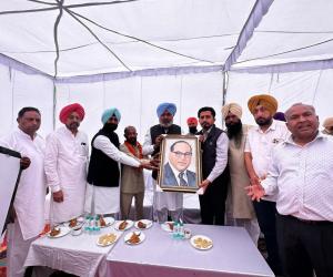 ਆਪ ਆਗੂਆਂ ਨੇ ਕਾਂਸ਼ੀ ਰਾਮ ਜੀ ਨੂੰ ਦਿੱਤੀ ਸ਼ਰਧਾਂਜਲੀ, ਸਮਾਜਿਕ ਨਿਆਂ ਅਤੇ ਸਮਾਨਤਾ ਪ੍ਰਤੀ ਵਚਨਬੱਧਤਾ ਦੁਹਰਾਈ