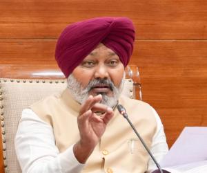 ਪ੍ਰਮੁੱਖ ਜ਼ਿਲ੍ਹਿਆਂ ਤੋਂ ਓ.ਟੀ.ਐਸ. ਸਕੀਮ ਤਹਿਤ 111.16 ਕਰੋੜ ਰੁਪਏ ਦੀ ਪ੍ਰਾਪਤੀ ਨਾਲ ਭਗਵੰਤ ਮਾਨ ਸਰਕਾਰ ਵਿੱਚ ਕਾਰੋਬਾਰੀਆਂ ਦਾ ਭਰੋਸਾ ਹੋਇਆ ਪ੍ਰਤੱਖ