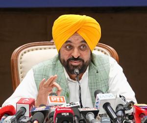 4 ਸਾਲਾਂ ਵਿੱਚ ਸਿੱਖਿਆ ਬਜਟ ਵਧਾ ਕੇ 19,279 ਕਰੋੜ ਰੁਪਏ ਕੀਤਾ, 60 ਸਕੂਲ ਆਫ਼ ਐਮੀਨੈਂਸ ਖੋਲ੍ਹੇ, 740 ਵਿਦਿਆਰਥੀਆਂ ਨੇ ਜੇ.ਈ.ਈ. ਪ੍ਰੀਖਿਆ ਅਤੇ 1284 ਨੇ ਨੀਟ ਪ੍ਰੀਖਿਆ ਪਾਸ ਕੀਤੀ: ਮੁੱਖ ਮੰਤਰੀ ਭਗਵੰਤ ਸਿੰਘ ਮਾਨ