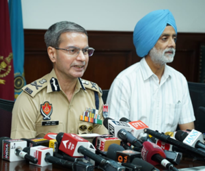 ਕਿਉਂ ਅਦਾਲਤੀ ਚਾਰਾਜੋਈਆਂ ਮੂਹਰੇ ਨਹੀਂ ਟਿਕ ਰਹੇ ਨਸ਼ਾ ਤਸਕਰ : ਪੰਜਾਬ ਦਾ ਪੁਲਿਸਿੰਗ ਮਾਡਲ ਦੇਸ਼ ਭਰ ਵਿਚ ਨਸ਼ਾ ਵਿਰੋਧੀ ਮਾਮਲਿਆਂ ਵਿੱਚ ਸ਼ਜ਼ਾ ਦਿਵਾਉਣ ’ਚ ਮੋਹਰੀ