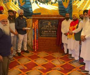 ਅੱਜ ਕੈਬਨਿਟ ਮੰਤਰੀ ਸਰਦਾਰ ਹਰਭਜਨ ਸਿੰਘ ਜੀ ਈ.ਟੀ.ਓ ਜੀ ਵੱਲੋਂ ਪਿੰਡ ਠੱਠੀਆਂ, ਫਤਿਹਪੁਰ ਰਾਜਪੂਤਾਂ, ਨਾਜੋਵਾਲੀ, ਛੀਨਾਂ ਪੱਤੀ ਅਤੇ ਖਾਨਕੋਟ (ਹਲਕਾ ਜੰਡਿਆਲਾ ਗੁਰੂ) ਵਿਖੇ ਸੜਕਾਂ ਦੇ ਸਪੈਸ਼ਲ ਰਿਪੇਅਰ ਦੇ ਕੰਮ ਦਾ ਕੀਤਾ ਉਦਘਾਟਨ