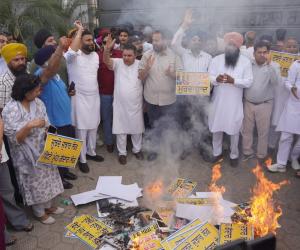 *ਪੰਜਾਬੀ ਇਨ੍ਹਾਂ 'ਗੱਦਾਰ' ਸੰਸਦ ਮੈਂਬਰਾਂ ਨੂੰ ਦੇਣਗੇ ਮੂੰਹਤੋੜ ਜਵਾਬ : 'ਆਪ' ਆਗੂ*