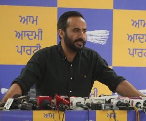 ਆਪ' ਆਗੂਆਂ ਦੇ ਘਰਾਂ 'ਤੇ ਈਡੀ-ਸੀਬੀਆਈ ਦੀਆਂ ਰੇਡਾਂ ਕਰਵਾ ਕੇ ਅਮਿਤ ਸ਼ਾਹ ਪਾਰਟੀ ਤੋੜਨ ਦੀ ਕੋਸ਼ਿਸ਼ ਕਰ ਰਹੇ ਹਨ: ਮੀਤ ਹੇਅਰ