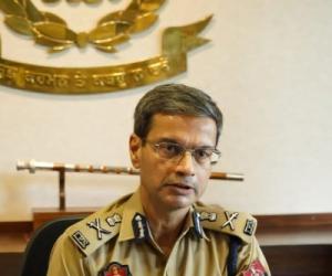 ’ਗੈਂਗਸਟਰਾਂ ‘ਤੇ ਵਾਰ’ ਨਾਲ ਕਈ ਗੈਂਗਸਟਰ ਨੈੱਟਵਰਕਾਂ ਨੂੰ ਖਤਮ ਕੀਤਾ ਗਿਆ; 3 ਮਹੀਨਿਆਂ ਵਿੱਚ 49,298 ਅਪਰਾਧੀ ਪੁਲਿਸ ਦੇ ਸ਼ਿਕੰਜੇ ‘ਚ