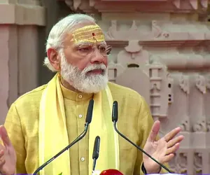 ਵਾਰਾਣਸੀ 'ਚ ਪੀਐੱਮ ਮੋਦੀ ਦਾ 54ਵਾਂ ਦੌਰਾ: ਬਾਬਾ ਵਿਸ਼ਵਨਾਥ ਦੇ ਦਰਬਾਰ 'ਚ ਨਿਤਿਨ ਨਵੀਨ ਅਤੇ ਮੁੱਖ ਮੰਤਰੀ ਯੋਗੀ ਨੇ ਟੇਕਿਆ ਮੱਥਾ