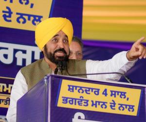 ਅਕਾਲੀਆਂ ਨੇ ਪੰਜਾਬ ਨੂੰ ਲੁੱਟਣ ਦੀ ਆਦਤ ਨਹੀਂ ਛੱਡੀ; ਰੈਲੀ ਵਿੱਚ ਬਿਜਲੀ ਚੋਰੀ ਕਰਦੇ ਫੜੇ ਗਏ ਅਕਾਲੀ ਆਗੂ: ਮੁੱਖ ਮੰਤਰੀ ਭਗਵੰਤ ਸਿੰਘ ਮਾਨ