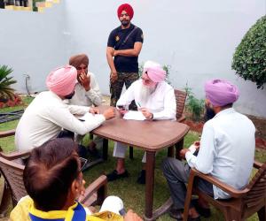 ਸਪੀਕਰ ਸੰਧਵਾਂ ਵੱਲੋਂ ਕੋਟਕਪੂਰਾ ਵਿਖੇ ਲੋਕ ਮਿਲਣੀ - ਲੋਕਾਂ ਦੀਆਂ ਸਮੱਸਿਆਵਾਂ ਸੁਣ ਕੇ ਤੁਰੰਤ ਨਿਪਟਾਰੇ ਲਈ ਦਿੱਤੇ ਨਿਰਦੇਸ਼