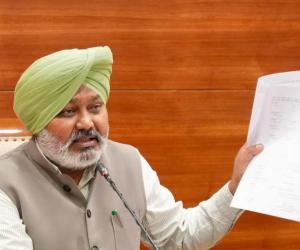 ਪੰਜਾਬ ਦਾ ਆਬਕਾਰੀ ਮਾਲੀਆ ਟੀਚਿਆਂ ਨੂੰ ਪਾਰ ਕਰਦਾ ਹੋਇਆ 11,782 ਕਰੋੜ ਰੁਪਏ 'ਤੇ ਪੁੱਜਾ; ਚਾਰ ਸਾਲਾਂ ਵਿੱਚ ਉਗਰਾਹੀ ਲਗਭਗ ਦੁੱਗਣੀ ਹੋਈ: ਹਰਪਾਲ ਸਿੰਘ ਚੀਮਾ