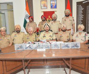 ਹਥਿਆਰ ਤਸਕਰੀ ਮਾਡਿਊਲ ਦਾ ਪਰਦਾਫਾਸ਼; ਨਾਬਾਲਗ ਸਮੇਤ ਚਾਰ ਵਿਅਕਤੀ 7 ਪਿਸਤੌਲਾਂ ਸਣੇ ਗ੍ਰਿਫ਼ਤਾਰ