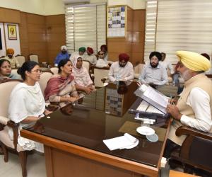 ਵਿੱਤ ਮੰਤਰੀ ਹਰਪਾਲ ਸਿੰਘ ਚੀਮਾ ਵੱਲੋਂ ਮੁਲਾਜ਼ਮ ਯੂਨੀਅਨਾਂ ਨਾਲ ਮੀਟਿੰਗਾਂ, ਜਾਇਜ਼ ਮੰਗਾਂ 'ਤੇ ਜਲਦੀ ਕਾਰਵਾਈ ਦਾ ਦਿੱਤਾ ਭਰੋਸਾ