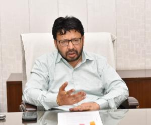 ਪੰਜਾਬ ਸਰਕਾਰ ਐਨ.ਆਰ.ਆਈ. ਪੰਜਾਬੀਆਂ ਦੀਆਂ ਸਮੱਸਿਆਵਾਂ ਦੇ ਹੱਲ ਲਈ ਮਹੀਨੇ ਵਿੱਚ ਦੋ ਮਿਲਣੀਆਂ ਕਰੇਗੀ: ਡਾ. ਰਵਜੋਤ ਸਿੰਘ