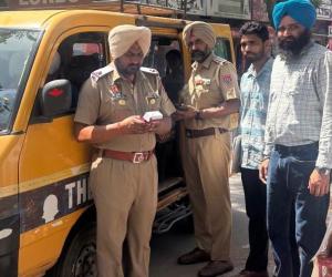 ਸਕੂਲ ਬੱਸਾਂ ਦੀ ਚੈਕਿੰਗ; 04 ਬੱਸਾਂ ਦੇ ਕੱਟੇ ਚਲਾਨ