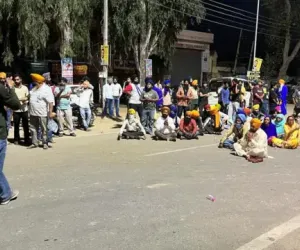 ਪੰਜਾਬ ਵਿੱਚ ਬੇਅਦਬੀ ਦੀ ਮੰਦਭਾਗੀ ਘਟਨਾ: ਮਲੋਟ ਵਿੱਚ ਸ੍ਰੀ ਗੁਟਕਾ ਸਾਹਿਬ ਦੇ ਅੰਗ ਫਟੇ ਮਿਲੇ, ਸੰਗਤ ਵਿੱਚ ਭਾਰੀ ਰੋਸ