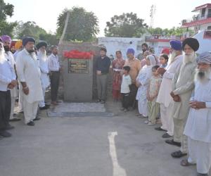 ਡਾ. ਰਵਜੋਤ ਸਿੰਘ ਨੇ ਪਿੰਡ ਬਾਹਦ ‘ਚ ਸੀਵਰੇਜ ਪ੍ਰੋਜੈਕਟ ਦੀ ਕਰਵਾਈ ਸ਼ੁ੍ਰੁਆਤ, 12 ਲੱਖ ਰੁਪਏ ਦੀ ਲਾਗਤ ਨਾਲ ਮੁਕੰਮਲ ਹੋਵੇਗਾ ਪ੍ਰਾਜੈਕਟ